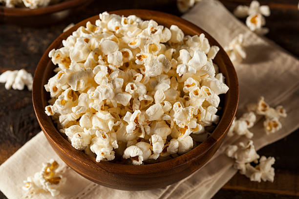 istock Healthy Buttered Popcorn with Salt 465786147