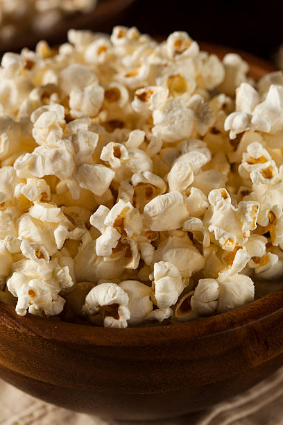 istock Healthy Buttered Popcorn with Salt 465786329