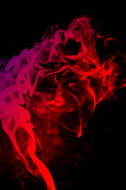 背景ます。赤と紫の煙にブラックのバックグラウンド。悪ます。 - wispy smoke steam swirl ストックフォトと画像