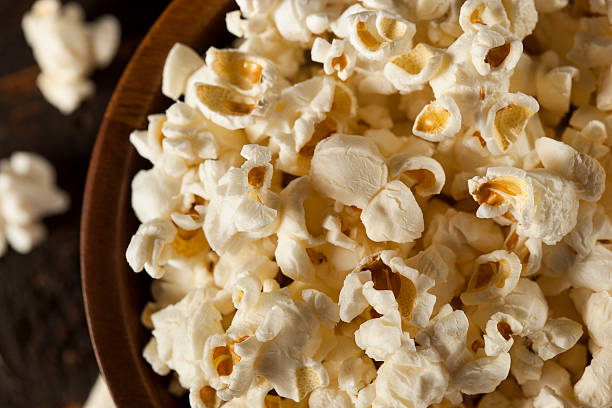 istock Healthy Buttered Popcorn with Salt 465803517