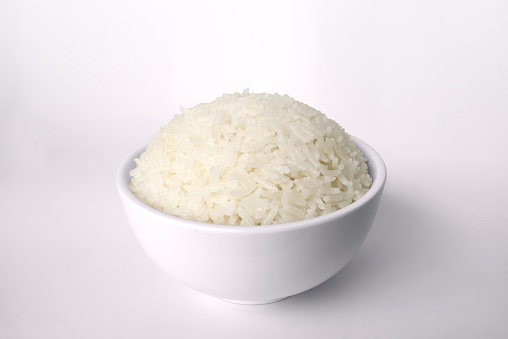 Tazón de arroz preparado photo