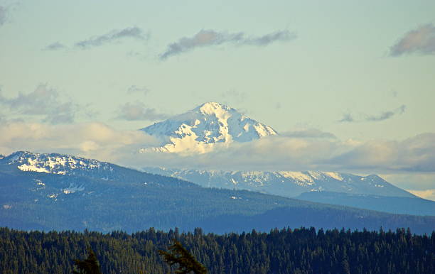 istock Mt. McLoughlin Mystic 465853662