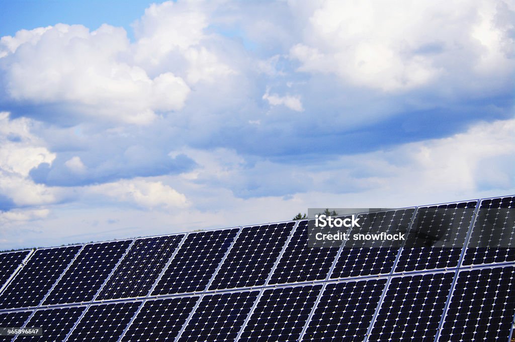 solar energy-Sammler sky big - Lizenzfrei Außenaufnahme von Gebäuden Stock-Foto