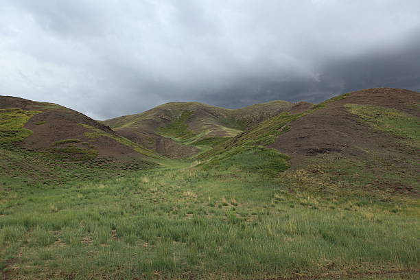 landschaften der mongolei - regenwetter fotografías e imágenes de stock