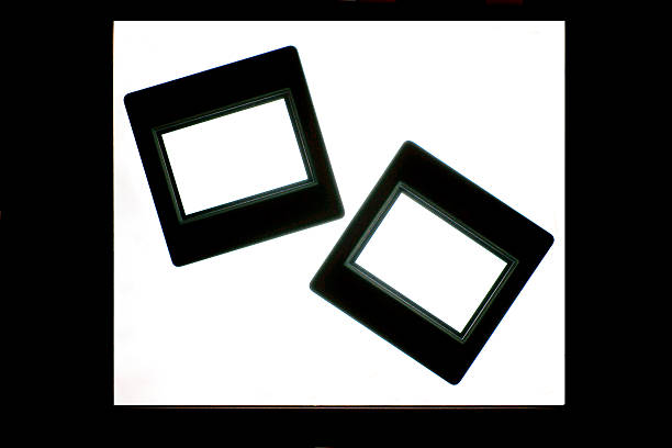 lâminas na lightbox - lightbox slide frame black imagens e fotografias de stock