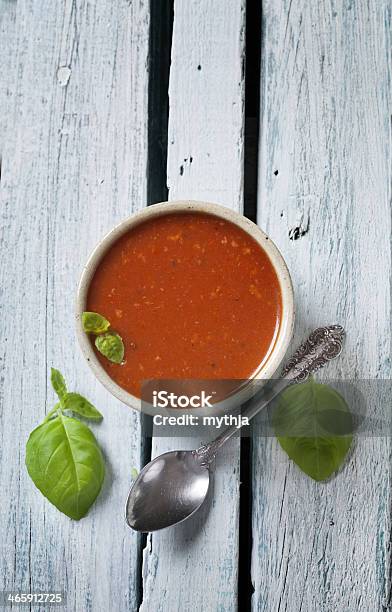 Tomatensuppe Stockfoto und mehr Bilder von Bisque - Bisque, Arrangieren, Basilikum