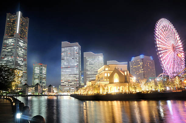 Horizonte de noite de Yokohama, Japão - fotografia de stock