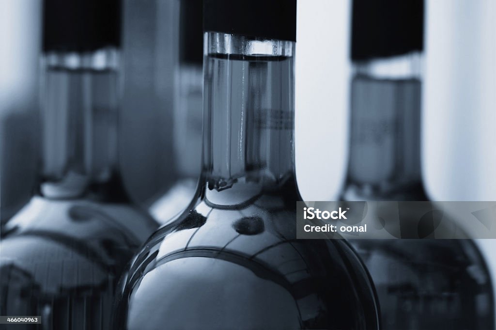 Líquido en frascos de vidrio - Foto de stock de Alimento libre de derechos