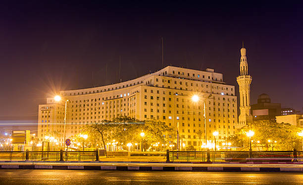 the mogamma, здание правительства на площади тахрир в каире - protest egypt election tahrir стоковые фото и изображения