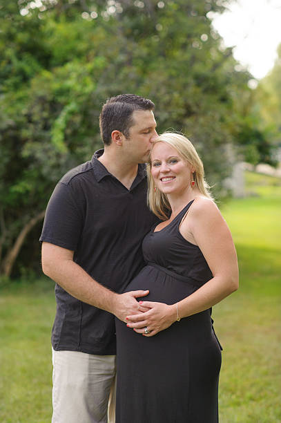 istock Husband and Pregnant Wife 466051571