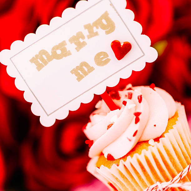 istock Wedding Cupcake with Marry Me Sign 466052933