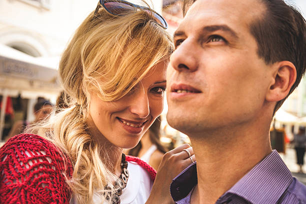 istock Beautiful couple relaxing in vacation 466062322