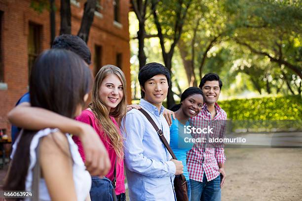 College Students Stock Photo - Download Image Now - 18-19 Years, 20-24 Years, 2015