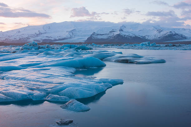 istock Jokulsarlon Glacial Lagoon at Sunset 466078090