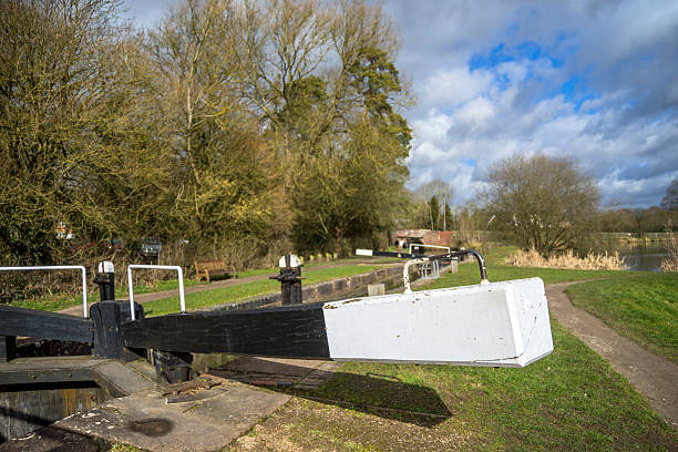 運河 - warwickshire narrow nautical vessel barge ストックフォトと画像