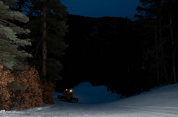 istock Night of Ski Resorts Grooming and Snow Cat Work 466150772