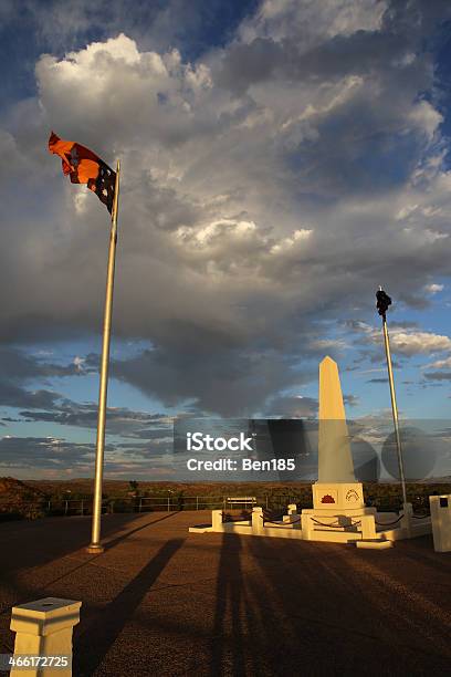 Memorial De Guerra - Fotografias de stock e mais imagens de Alice Springs - Alice Springs, Anoitecer, Ao Ar Livre
