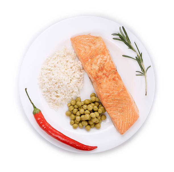 istock Grilled salmon filler with vegetables. 466188697