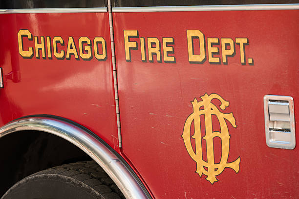 chicago fire department - vehicle door flash stock-fotos und bilder