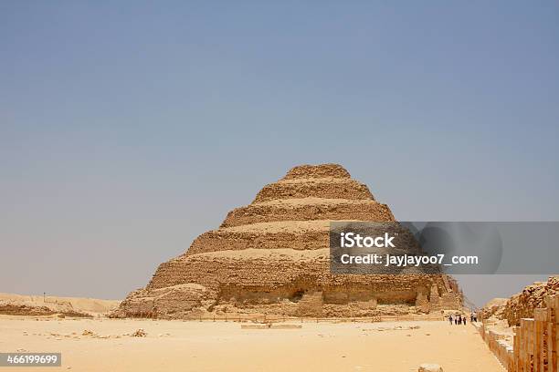 Pirámide Escalonada De Djoser Saqqara Sakkara Foto de stock y más banco de imágenes de Egipto - Egipto, Menfis, Aire libre