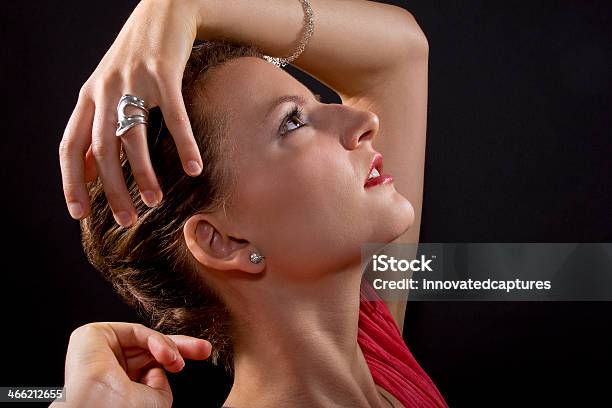 Foto de Closeup De Um Dançarino Em Rosa De Enquadramento De Rosto e mais fotos de stock de Adulto