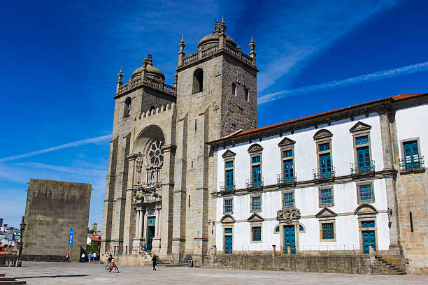 catedral da sé, porto, portugal - cathedral - fotografias e filmes do acervo