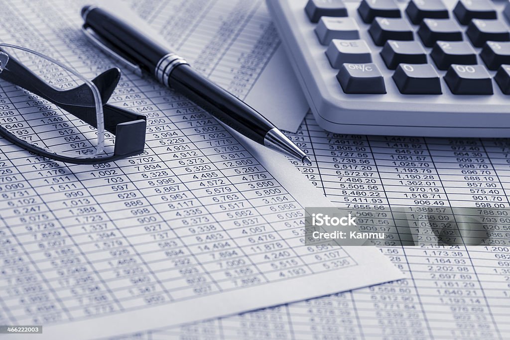 Numerales y Finanzas - Foto de stock de Ahorros libre de derechos