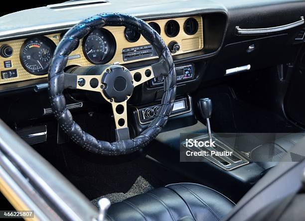 Interno Di Automobile Personalizzata - Fotografie stock e altre immagini di Automobile - Automobile, Automobile da collezionista, Cambiamento