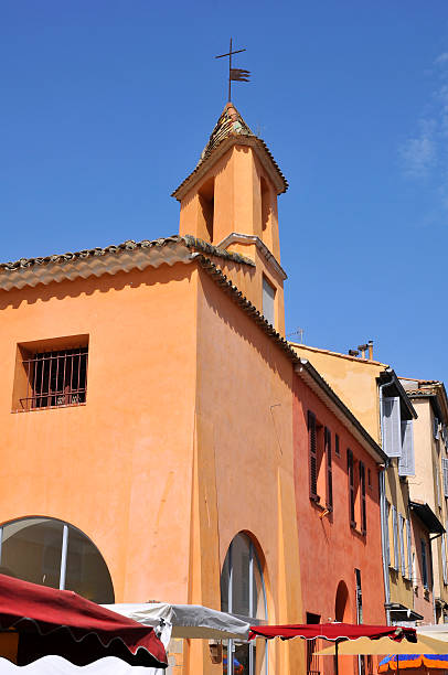 Church the village of Biot in France Church in the village of Biot in the Alpes-Maritimes department in southeastern France biot stock pictures, royalty-free photos & images