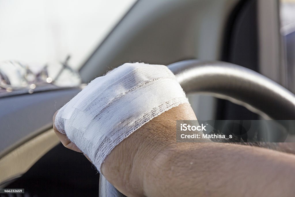 Bandaged 손 - 로열티 프리 건강관리와 의술 스톡 사진