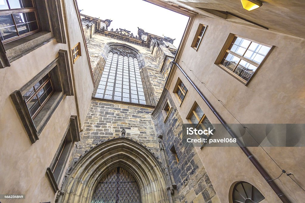 Edificio storico di Praga - Foto stock royalty-free di Ambientazione esterna