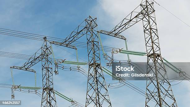 Energía Eléctrica Foto de stock y más banco de imágenes de Acero - Acero, Aire libre, Azul