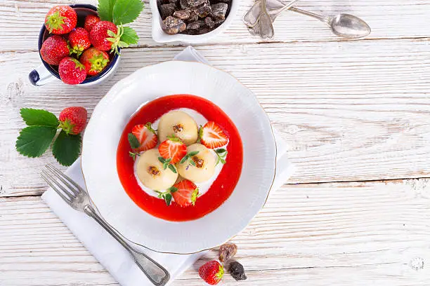 dumplings with strawberriesdumplings with strawberries