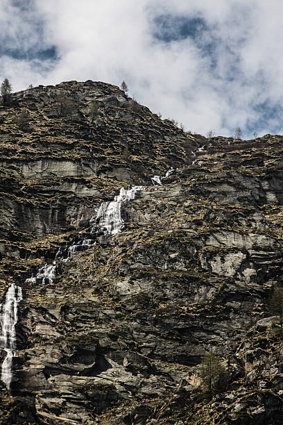 o monte rosa dos alpes - liskamm imagens e fotografias de stock