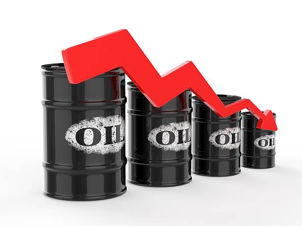 istock Oil Barrels with Red Arrow down. Financial crisis 466275342