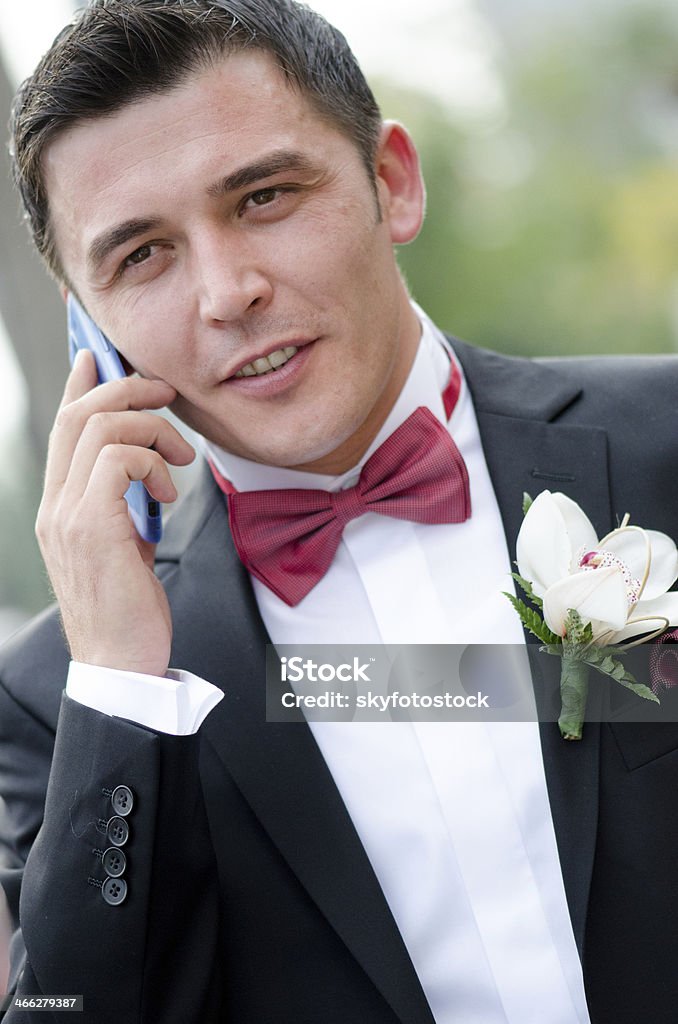 Noivo falando no telefone - Foto de stock de Adulto royalty-free