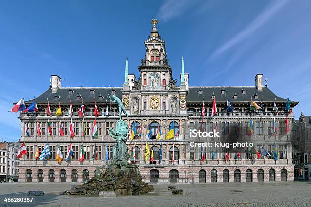 Foto de Antuérpia City Hall E Brabo Fonte Bélgica e mais fotos de stock de Cidade de Antuérpia - Bélgica - Cidade de Antuérpia - Bélgica, Prefeitura, Alta Renascença