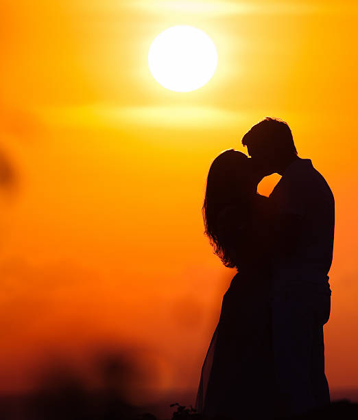 istock First date of a couple 466280902