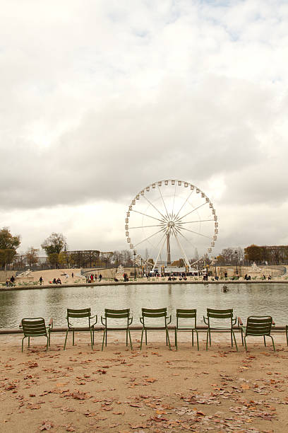 istock Autumn near the Louvre. 466289792