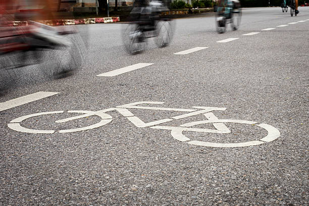 istock Bicycle sign or icon in the park 466316604