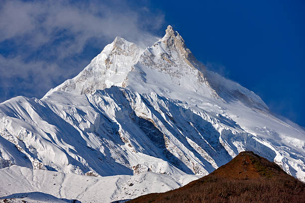 manaslu. everesteworld_continents.kgm circuito. nepal motivos. - mt pumori imagens e fotografias de stock