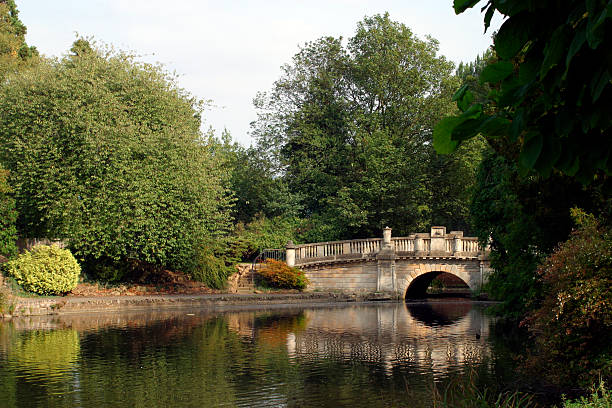istock Picturesque Cotswolds - Cheltenham 466333677