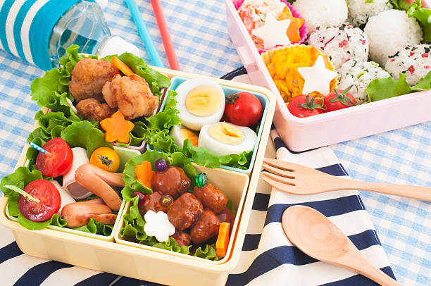 japanische bunte mittagessen - bento stock-fotos und bilder