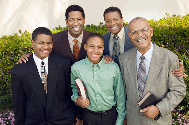 istock Churchgoing Family 466353599