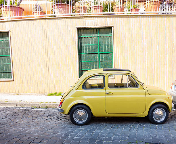 istock Old Italian Car 500 466370904