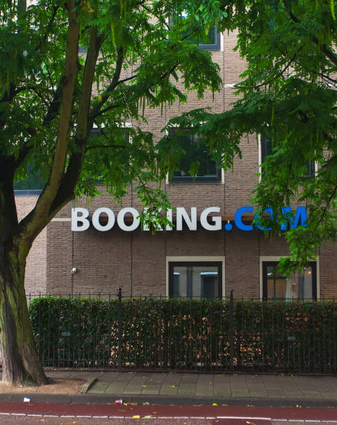 booking.com 本社 - usa business success earth ストックフォトと画像