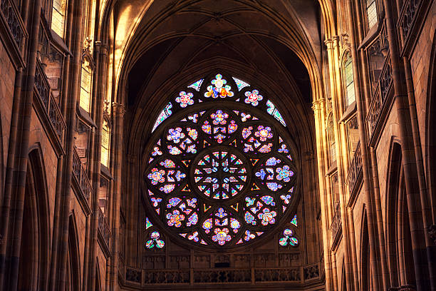 saint vitus cathedral interior - st vitus katedrali stok fotoğraflar ve resimler