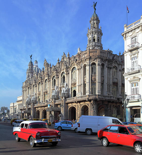 istock Great Theatre and Heavy Trafic, Old Town, Havana 466385314