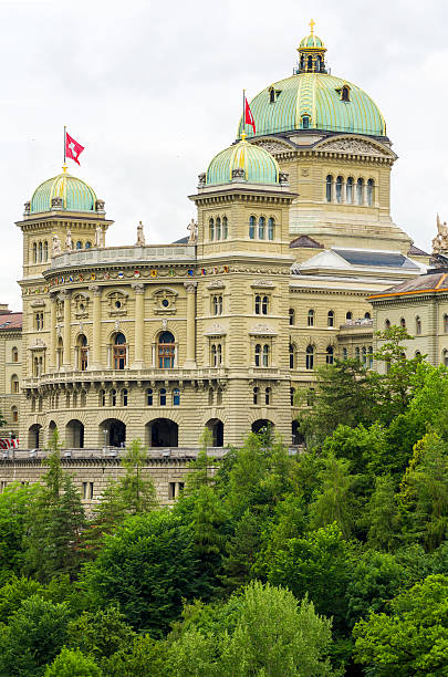 parlamento suíço. berna, suíça - berne swiss culture parliament building switzerland imagens e fotografias de stock