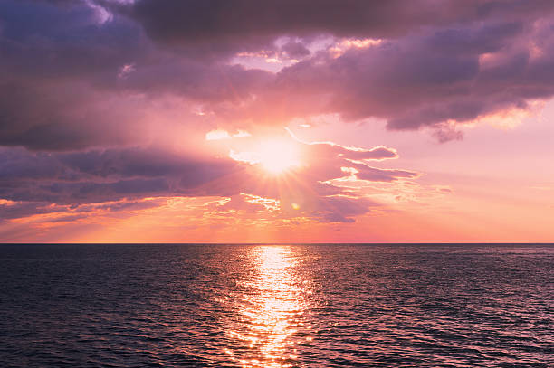 istock Beautiful seascape in morning time 466408229
